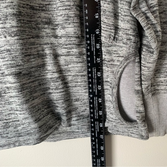 ATHLETA Women's Pullover Sweater Gray Marled Long Sleeve Cowl Neck Size L - Picture 6 of 8